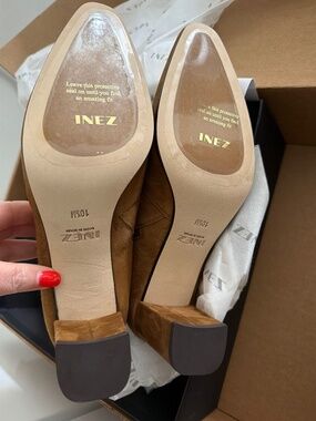 Inez Paz 70 Stretch: Rye Suede Size 10.5 Standard
